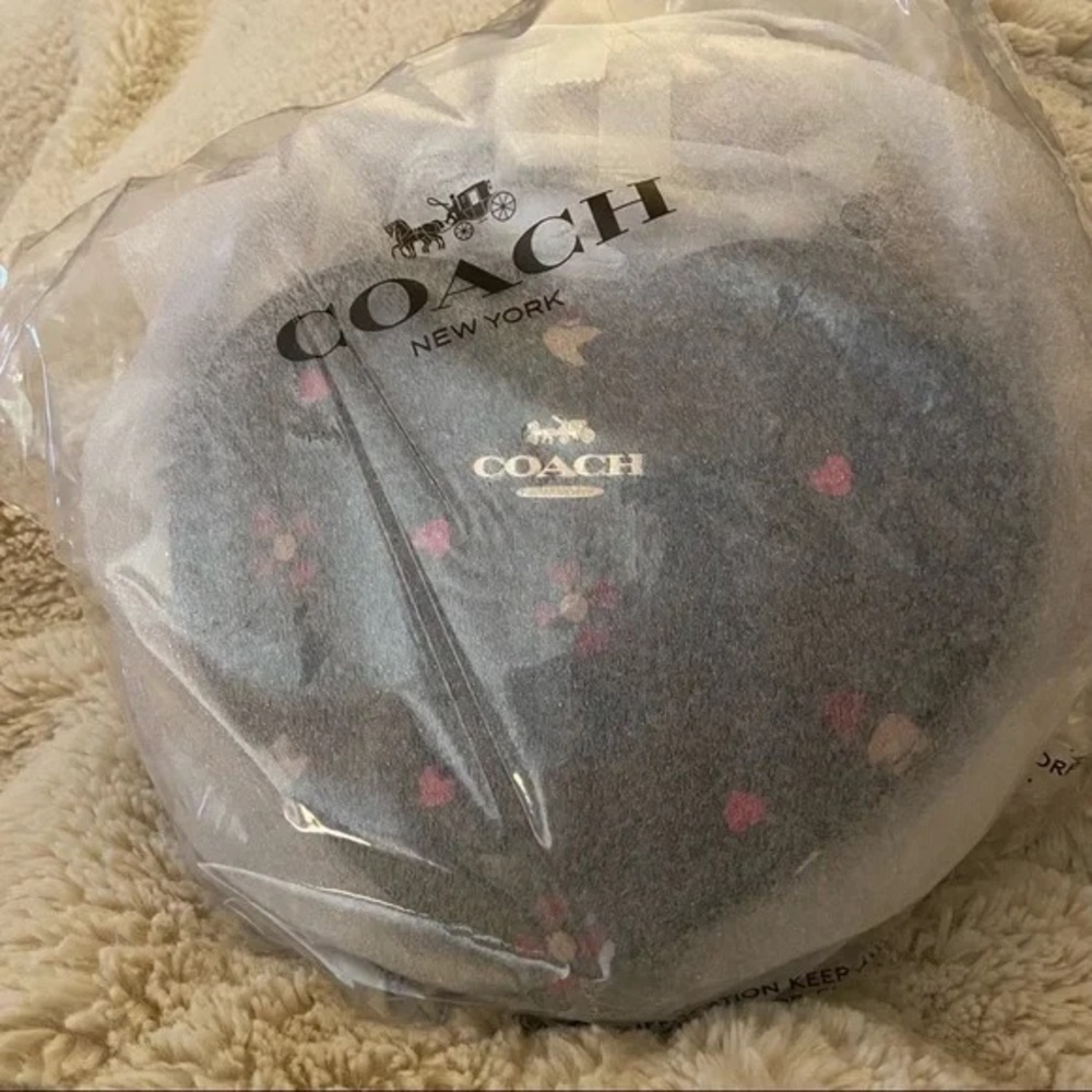 Coach Heart-Shaped Black and Pink Bag - Picture 7 of 9